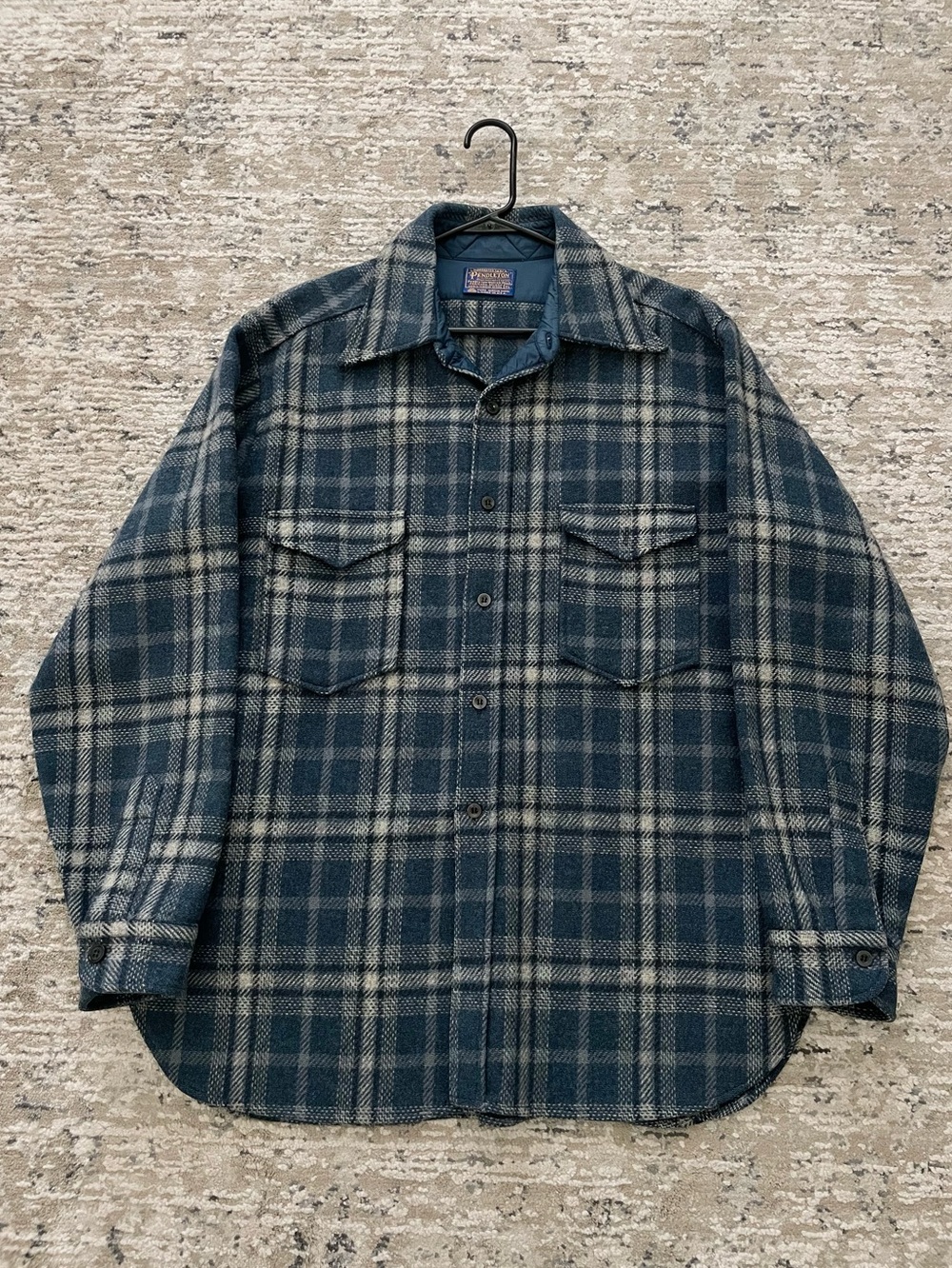 Vintage Pendleton Mackinaw Jacket Men XL Blue Gray Plaid Button Up Wool USA 80s